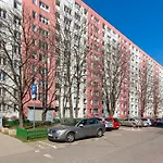 Family Apartment Saska Kepa By Noclegi Renters