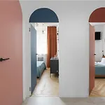 Oomph Warsaw Central Stylish Vintage Apartment