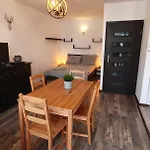 Fast Internet, 40M2Studio, Balcony, Alejas.60A M84