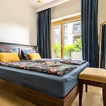 Luxury Apartments Mennica Residence - Golden Apartments - City Center