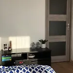 M&B pokój przy Rondzie Daszyńskiego