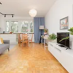 Warsaw Magellana Apartment By Noclegi Renters