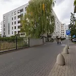 Warsaw Bobrowiecka Apartment By Noclegi Renters