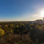 Warsaw Celownicza Apartment With Parking By Renters