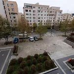 Jagiellonska 4 Prywatne Mieszkanie Z Balkonem I Bezplatnym Parkingiem 300M Od Stadionu Narodowego Samodzielne Zameldowanie! Self Check-In System!