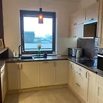 Sunny Life Apartment