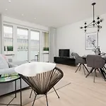 Srodmiescie Modern Apartment Krucza By Renters Prestige