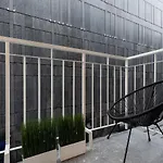 Bracka Fashion Apartment By Renters Prestige