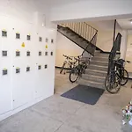 Niska Apartment