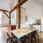 Plac Narutowicza Two-Level Apartment