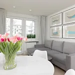 Elegant & Cozy Apartment Panska By Renters