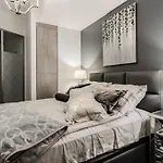 Loft Solec Residence