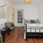 Spacious Astronaut\'S Apartment Warsaw Wlochy By Noclegi Renters