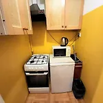 Apartment Near Metro Rondo Daszynskiego