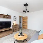Superapart Zielone Zacisze 1, Your Cozy Getaway In Warsaw