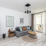 Superapart Zielone Zacisze 1, Your Cozy Getaway In Warsaw