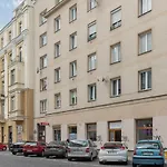 Warsaw City Centre Apartment Sniadeckich Near Metro Station By Noclegi Renters