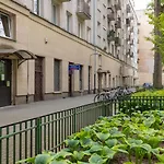 Warsaw City Centre Apartment Sniadeckich Near Metro Station By Noclegi Renters