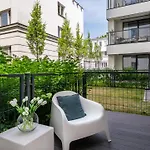 Rezydencja Lazienki Park Apartments - City Centre By Sun & Snow