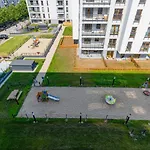 Ursus Sunny Studio For 4 Guests With Parking & Balcony By Noclegi Renters