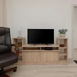 Raclawicka Cozy Studio Apartment By Noclegi Renters