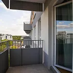 Apart D&K Free Parking Komputerowa 8