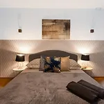 Clicktheflat Bellottiego Apart Rooms
