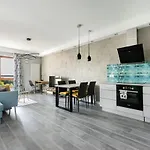 Ochota City View Modern Apartment