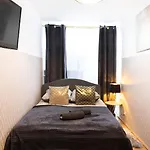 Clicktheflat Pereca City Centre Apart Rooms