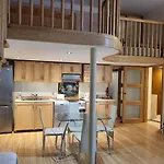 Dwupoziomowy Apartament Hoza