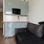 Lym Apartments Wr