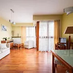 Aleja Wyscigowa Comfort Apartment