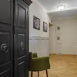 P&O Apartments Old Town