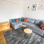 Spacious Flat In The Old Town.