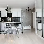 Comfy Flat In The City Center