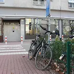 Labo Apartment Graniczna