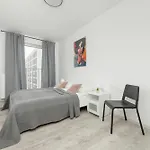 Modern Targowek Apartment By Noclegi Renters
