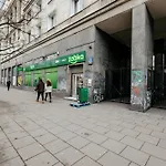 Aleje Jerozolimskie 42 - Parking Free - Better Rental