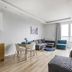 In Apartments Okecie