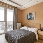 In Apartments Okecie