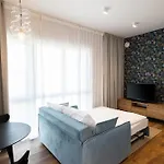 B85 Suites