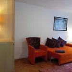 Apartrooms Near Old Town In Warsaw Dnf Done Invoice