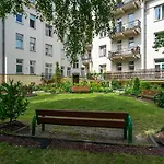 Pole Mokotowskie - 60M2, Metro, Park, Shops Nearby - By Rentujemy