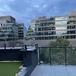 Unique Tower Business View Apartment