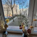 Fancy Life Apartment