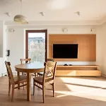 Solec Cristal Home Apartment