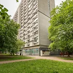 Park Mirowski Homely Apartment