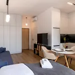Bright And Cozy Studio In The Business Center Zdziechowskiego