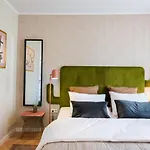 Eclectic Apartment Near Warsaw Old Town
