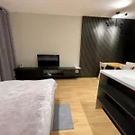 Time&House Pileckiego Przy Centrum Onkologi I Klinice Novum Apartament Na Wylacznosc Pokoj,Sypialnia,Lozko, Lazienka,Kuchnia